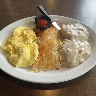 Biscuits &amp; Gravy Platter Breakfast