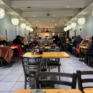 interior, crepes