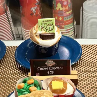 New dessert option for the Forts 50th anniversary!!!