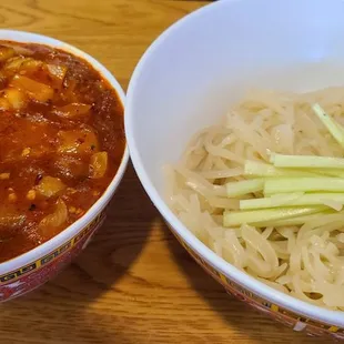 Jiamppont dry noodle