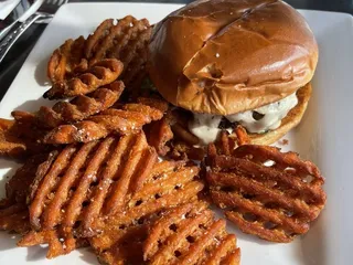 Gate 25 Bar and Restaurant