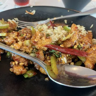 KUNG PAO CHICKEN