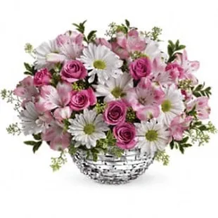 Pink and White Centerpiece