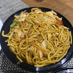 M4. House Special Lo Mein