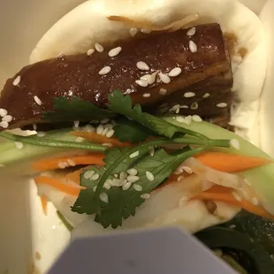 PK44. Mongolian Beef Bun