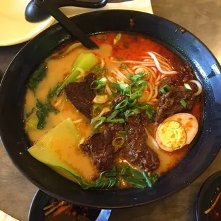 Devil's Spicy Beef Noodle Soup