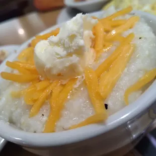 Love da Cheesy Grits