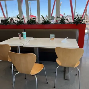 Multiple dirty tables, left uncleared for entire duration of visit. In fact, my party of two sat at a dirty table due to no other option.