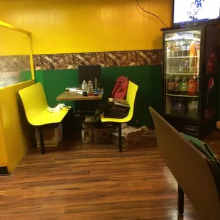 Recommend ordering ahead. No place to sit.