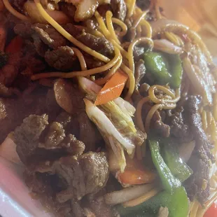Beef Lo Mein