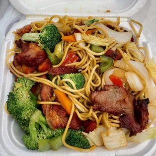 Rib Lo Mein