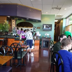 Small dining room. Largest table is 4 top. But they do have a long booth against the wall.