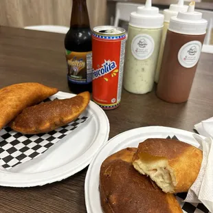 Empanadas, drinks and house sauces