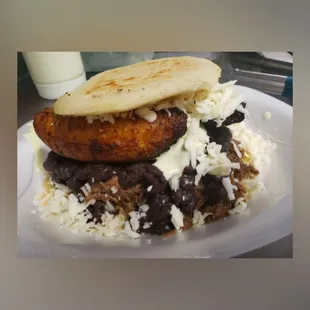 Arepa pabellón