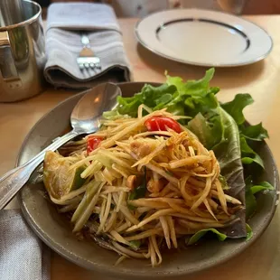 Som Yum Thai (Papaya Salad)