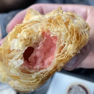 Strawberry cream danish 7/2022