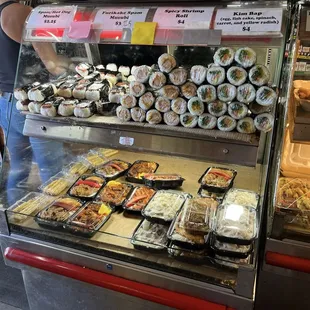 Musubis and bentos