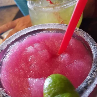 Prickly Pear and Mango margaritas to start and on to the 8oz Top Sirloin with pineapple Yama. Pretty good. Would stop again.