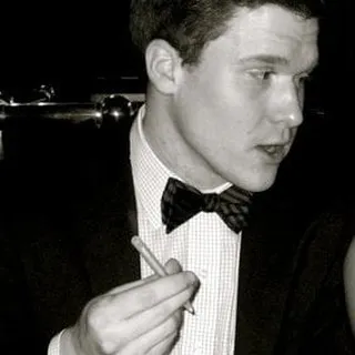 Tom B.