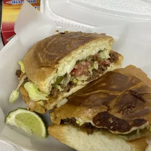 Torta de Birria