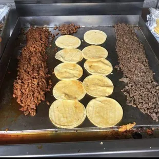 Bistec y Trompo tacos delicioso!!!!