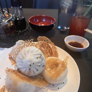 Shanghai Pan Fried Pork Dumplings and Strawberry Lemonade