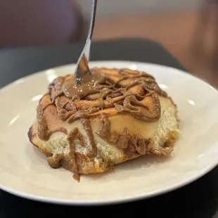 Cinnamon Roll - In-house Cashew Butter
