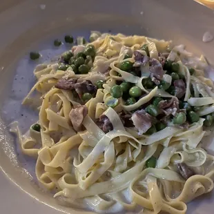 Tagliatelle Con Piselli E Prosciutto