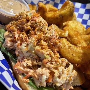 Lobster roll