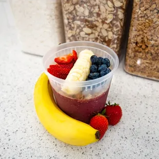 Banana Berry Blast Smoothie Bowl