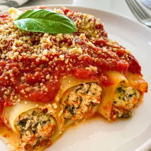 Baked cannelloni