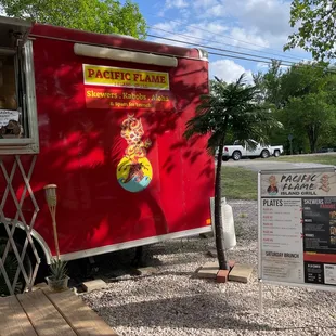 The menu with the trailer.