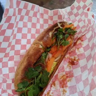Spicy combo banh mi