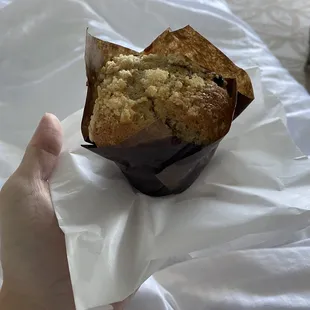 Blueberry  muffin was really good!