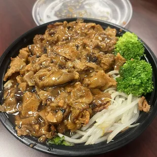 Spicy pork bowl