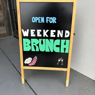 Weekend Brunch at Pacific Standard Prime steakhouse in Redondo Beach