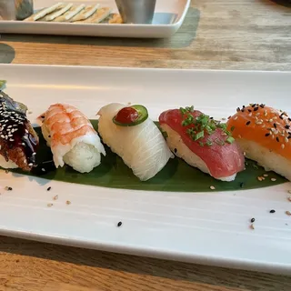 Nigiri Platter