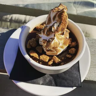 Chocolate S'more Pot De Creme