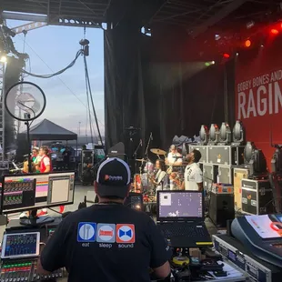 Mixing monitors for festivals