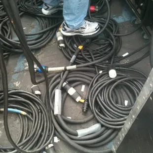 Hand me that cable by your foot.