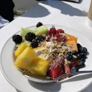 Fruit &amp; Yogurt Granola Parfait 9/10