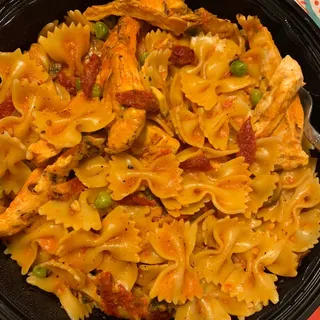 Farfalle Con Pollo