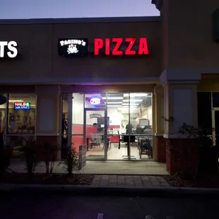 Great pizza and great location!