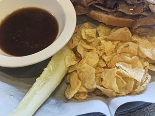 Big Apple Pub & Grill