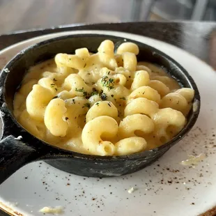 Side of Mac n&apos; Cheese