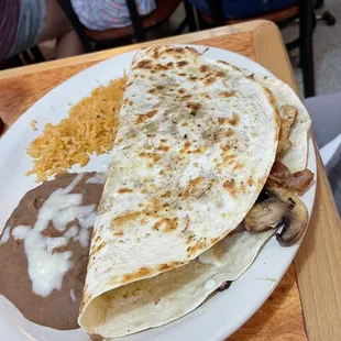 Momma Linda's Quesadilla