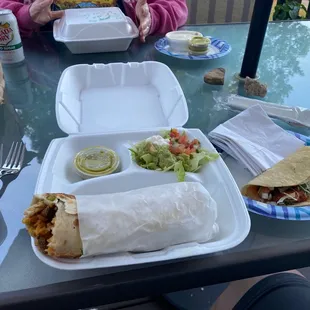 Asada burrito.