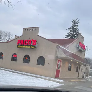Pacos!