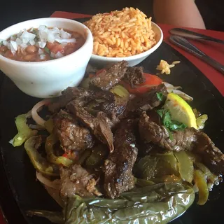 Outlaw Steak Fajitas
