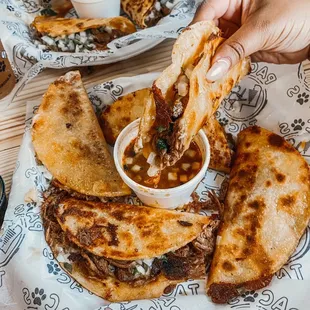 Rock Tacos (Quesabirria)